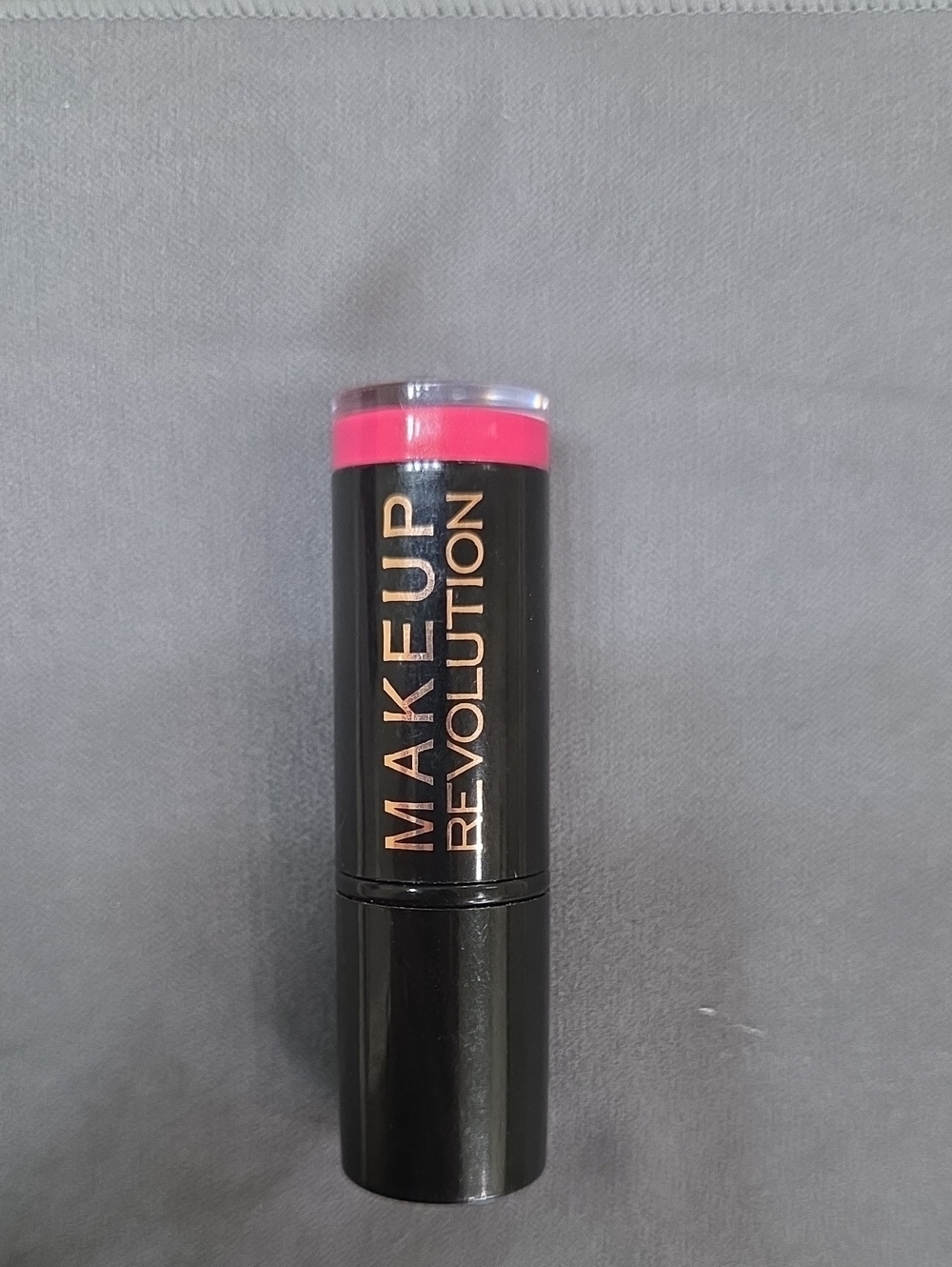Makeup Revolution LipStick — Dazzle